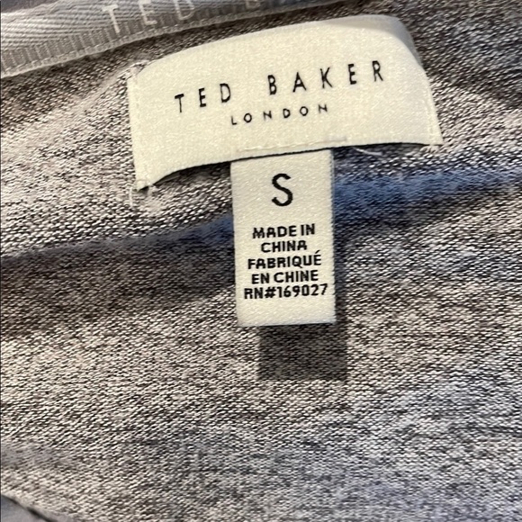 TED BAKER Chic Gray V-Neck Sweater with Stripes Sz Sm - Picture 6 of 7